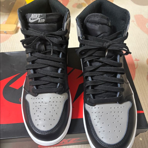 에어 조던 1 레트로 하이 쉐도우 (2018) 285사이즈