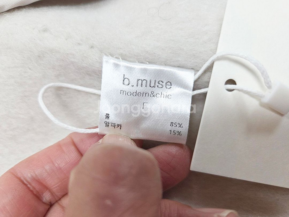 비뮤즈(B.MUSE) 베뉴엣 알파카 울 세르코트 프리사이즈 새상품--9