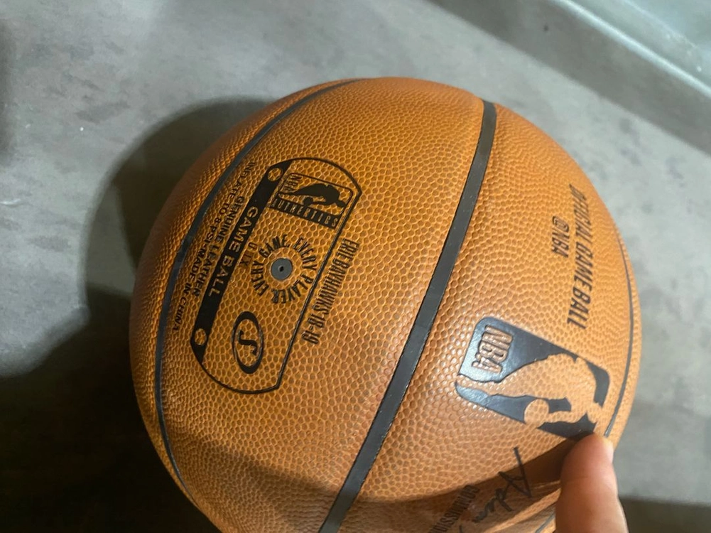 스팔딩 천연가죽 NBA 공인구 농구공 리그 실사용구 이미지