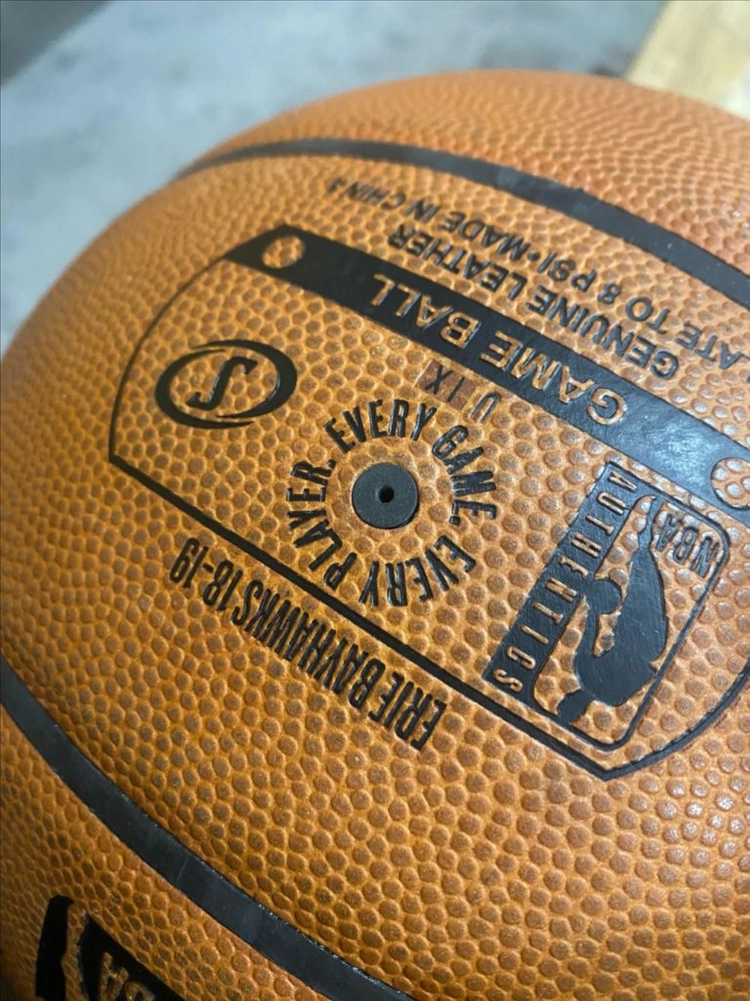 스팔딩 천연가죽 NBA 공인구 농구공 리그 실사용구 이미지