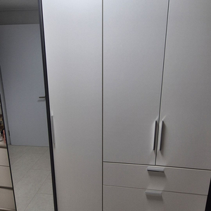 한샘 옷장 2통