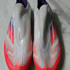 아디다스 F50 275 팝니다.