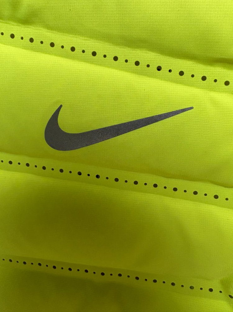 나이키 에어로로프트 조끼 L--3