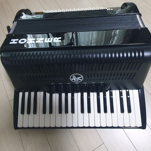 호너부라보 III 80 베이스 아코디언