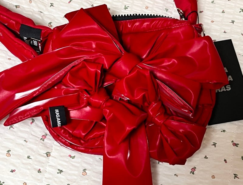 (2개합 구매가 35만원대) 이우가마카라스 노티드 패딩백+노티드 월렛 백 일괄 이미지