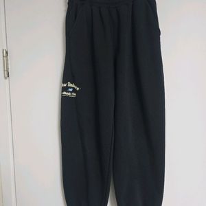 뉴발란스키즈 기모 트레이닝 팬츠 160사이즈 블랙 이미지
