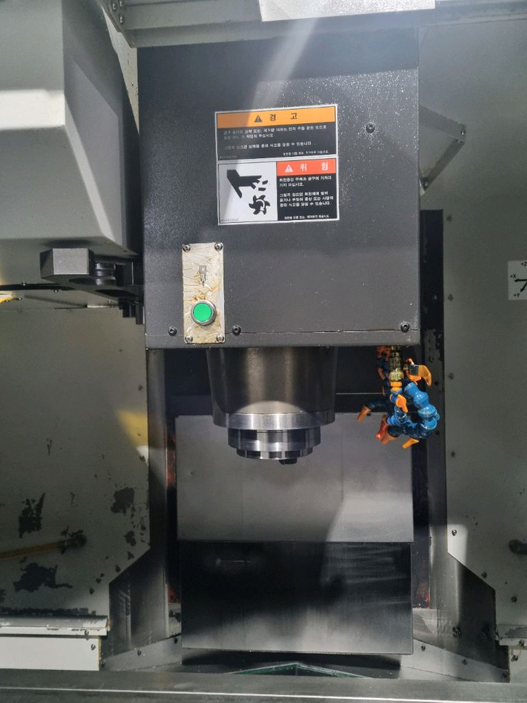 SMEC CNC 선반.LCV650.BT50 이미지