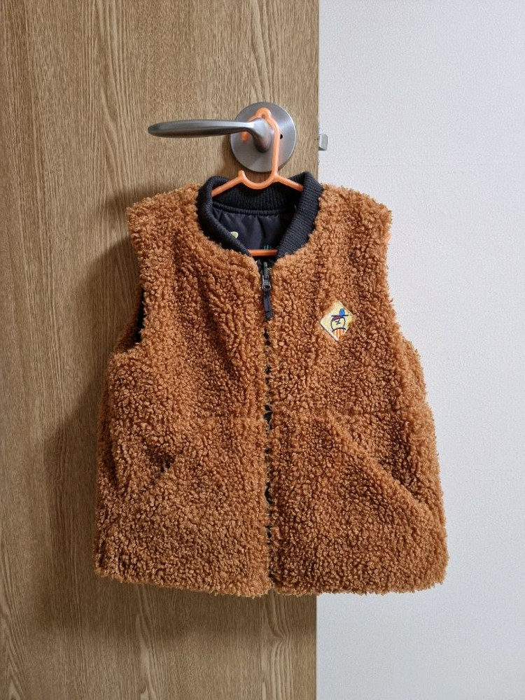 일괄,택포) 삠뽀요 유아 겨울옷 양면 패딩조끼 110--3