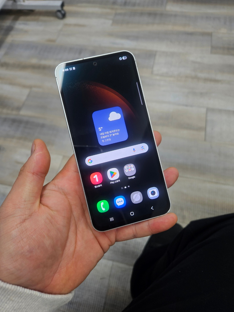 실사진 삼성 갤럭시S23FE 무잔상 화이트 정품 중고폰--2