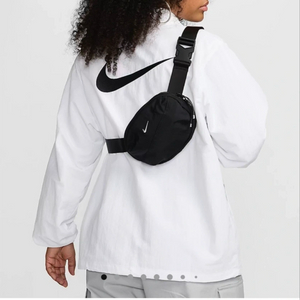 나이키 아우라 크로스백