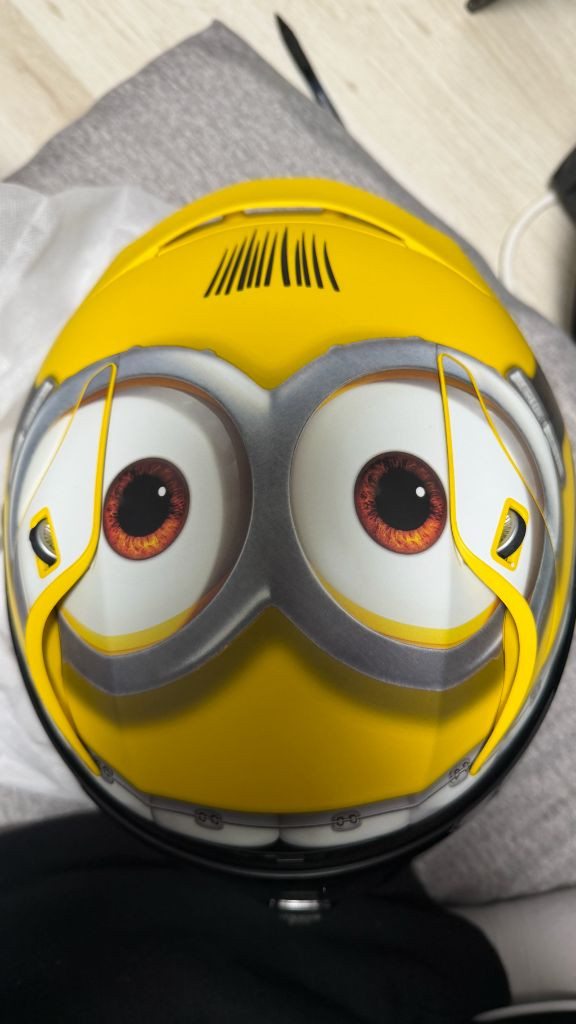 HJC 홍진 알파11 RPHA 11 미니언즈 M 새상품--1