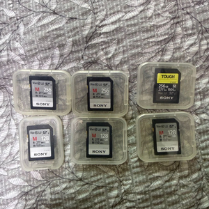 소니 SD카드 sf-m256t(2개), sf-m256(2개), sf-m128(4개) 판매합니다.