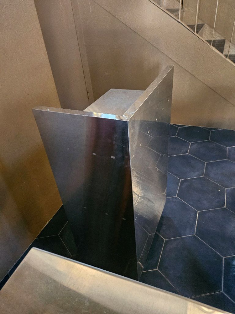 스텐 키오스크 / 계산대 / 안내데스크--2