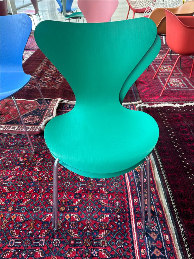 프리츠한센 세븐체어 이미지