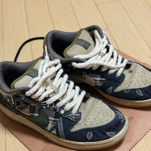 나이키 SB 덩크로우 트레비스캇 280mm 이미지