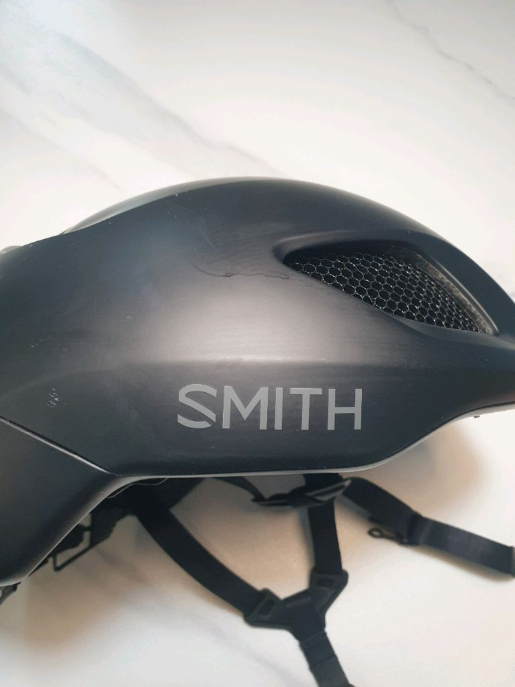 스미스(smith) 이그나이트 에어로 핼멧 판매합니다. 이미지