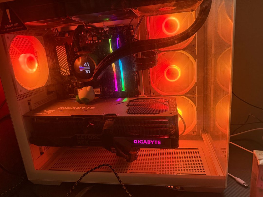 7800x3d 4080 본체 팝니다 이미지