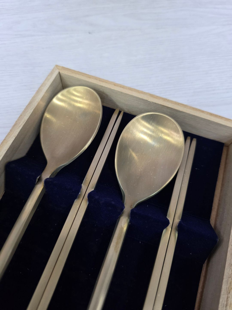중요무형문화재 77호 안성유기 궁중 수저세트 2벌 이미지