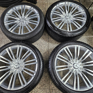 벤츠 W223 마이바흐 S580 정품 휠 20인치 휠타이어