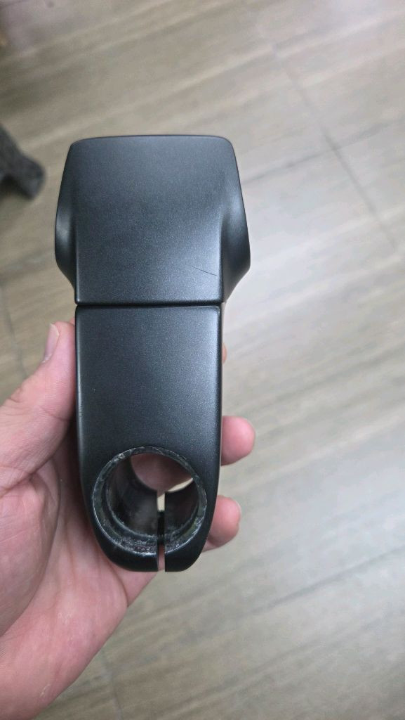 마돈6세대 SLR핸들바 팔아요. 이미지