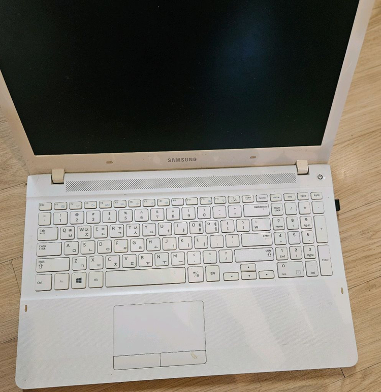 삼성 노트북 NT370R5E-A44S 화이트--1