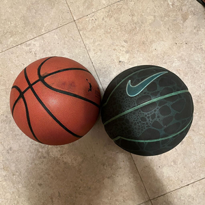 농구공 두개 일괄 급처