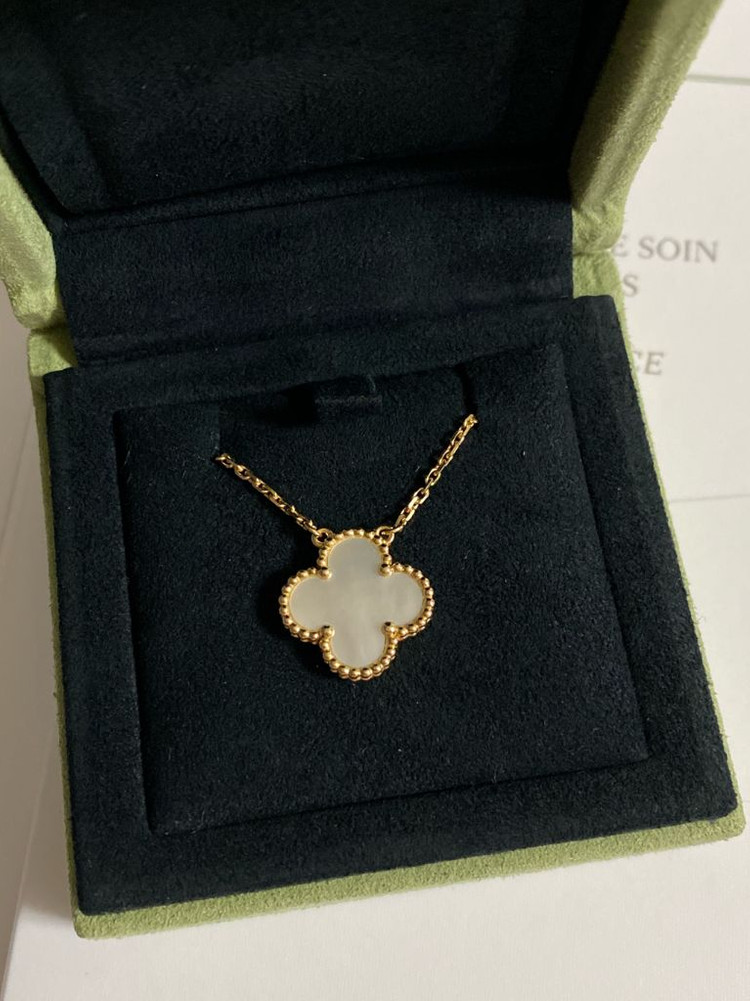 새상품 반클리프앤아펠 빈티지 알함브라 목걸이 마더오브펄 반클리프--1