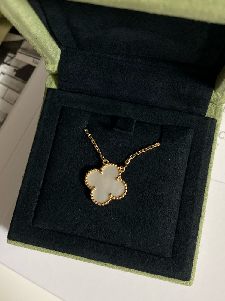 새상품 반클리프앤아펠 빈티지 알함브라 목걸이 마더오브펄 반클리프--2