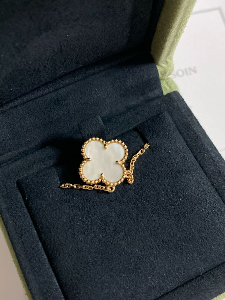 새상품 반클리프앤아펠 빈티지 알함브라 목걸이 마더오브펄 반클리프--4