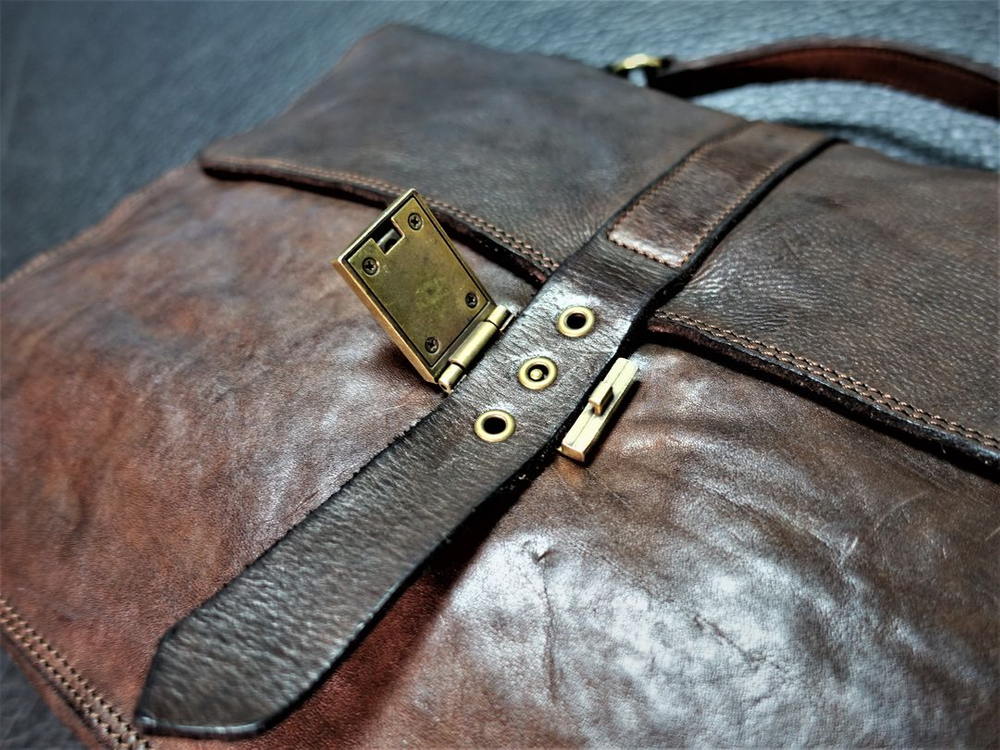 캄포마찌(이태리/신품) 서류가방 65만(택포)--4