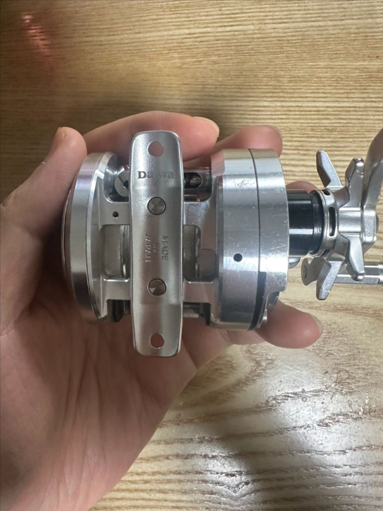 메가배스 이토 모노블럭 100xrl 베이트릴 이미지