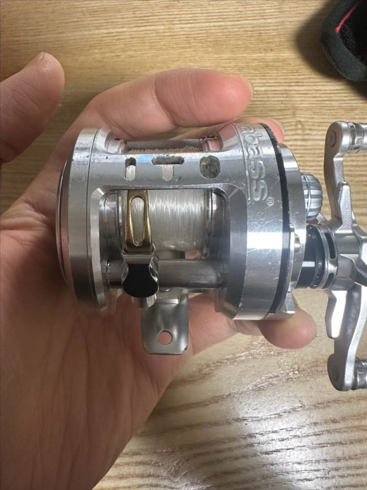 메가배스 이토 모노블럭 100xrl 베이트릴 이미지