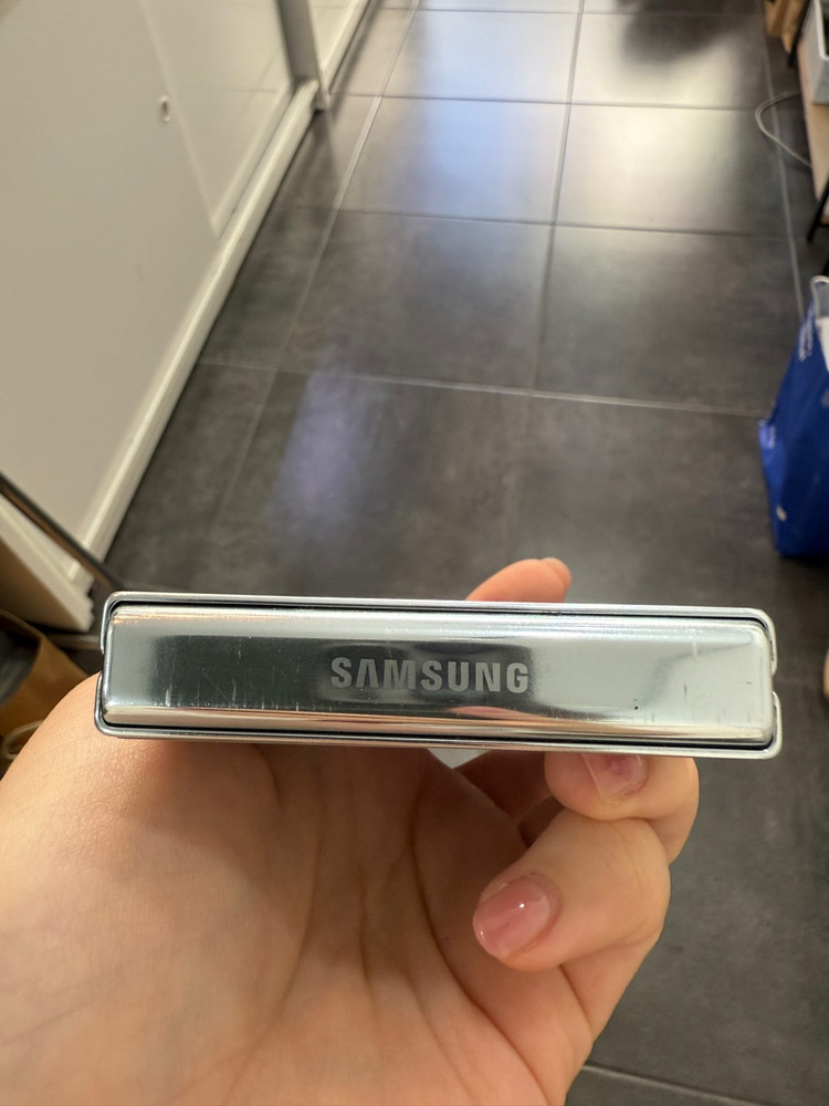 갤럭시Z플립5 512GB 민트/ Y984 이미지