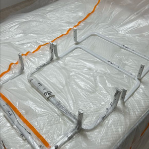 이케아 벽걸이 행거 4개 판매합니다