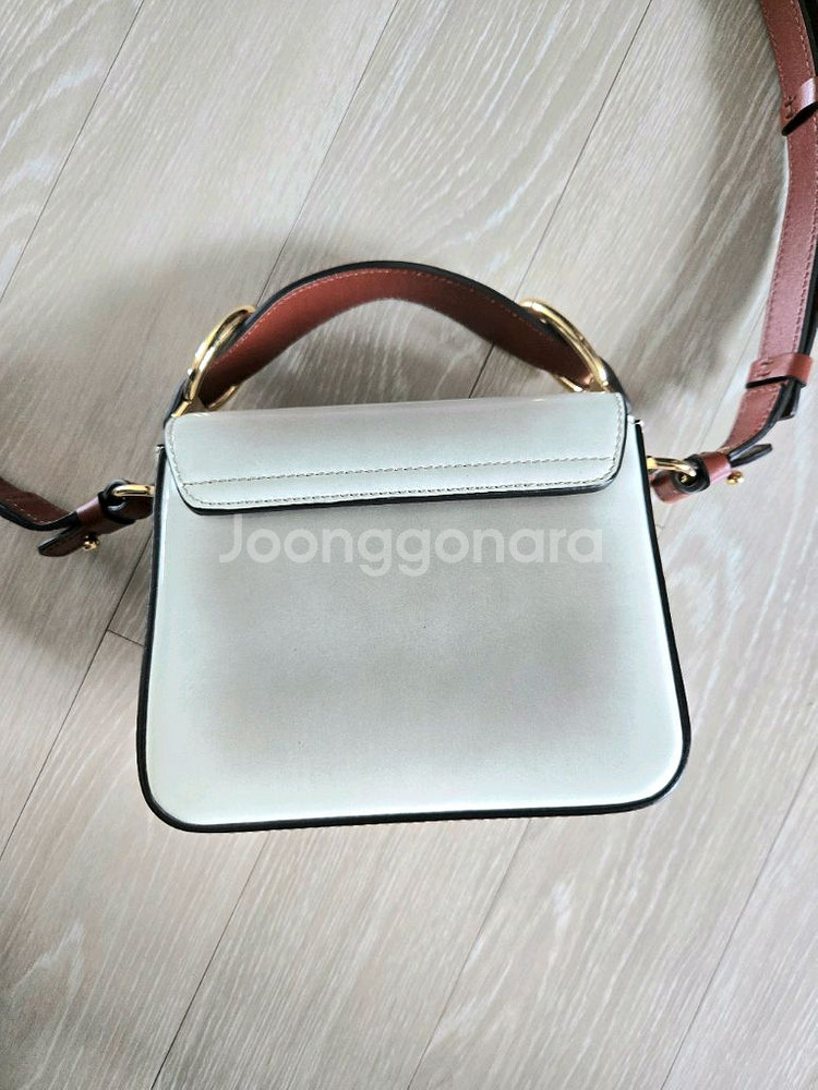 끌로에 c 미니백 거의 새상품 정품--1