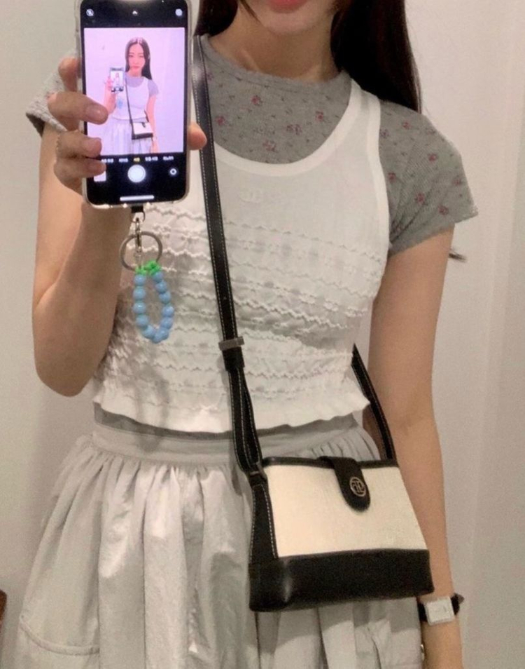 모네마켓 이나세이파트 키링 이미지