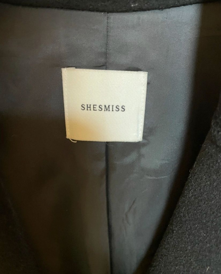 쉬즈미스 캐시미어 혼방 코트--1