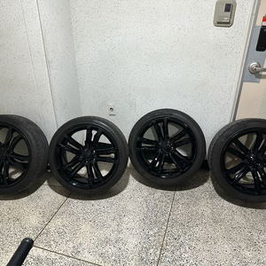 제네시스쿠페 19인치 순정 휠 구쿱 젠쿱 이미지