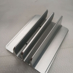 노트북/태블릿 세로 거치대 S09 Silver