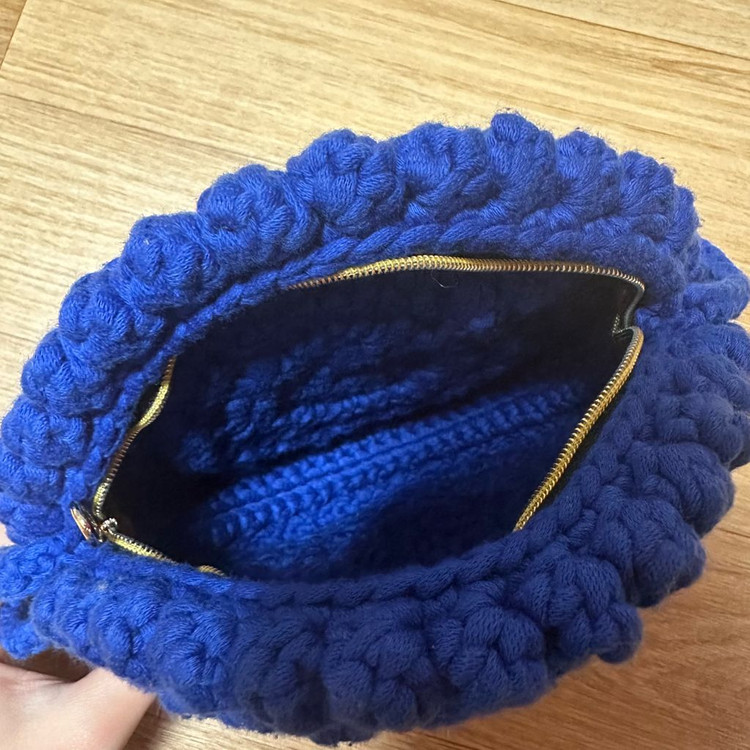 파란실 크로스백--1