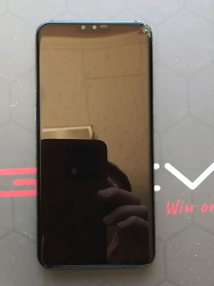 LG V50 ThinQ 스마트폰 128G 판매합니다--1