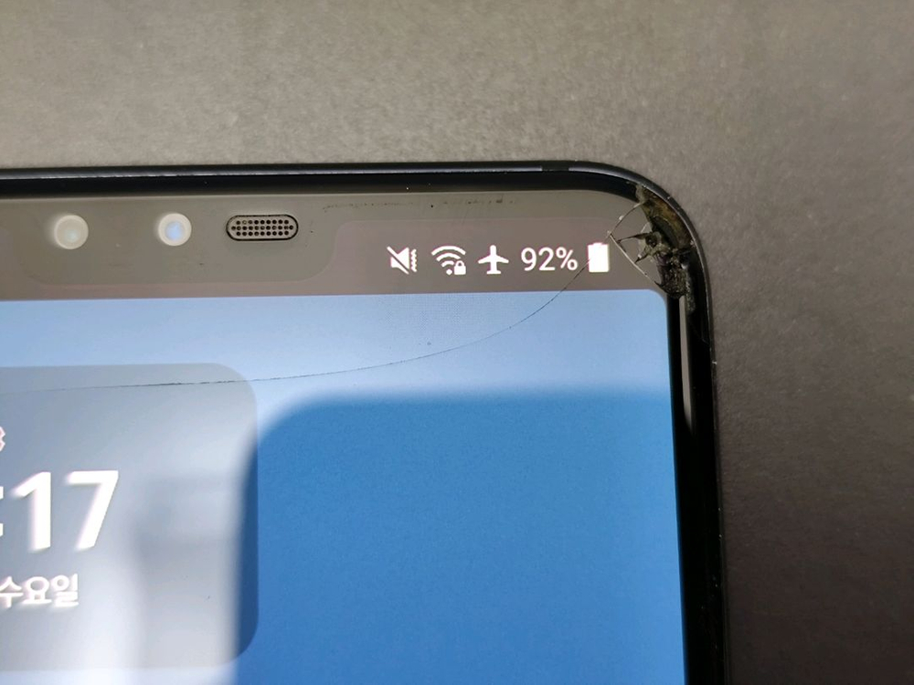 LG V50 ThinQ 스마트폰 128G 판매합니다--2