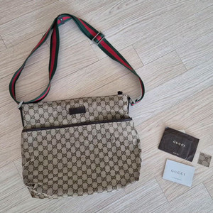 구찌 크로스백 팝니다