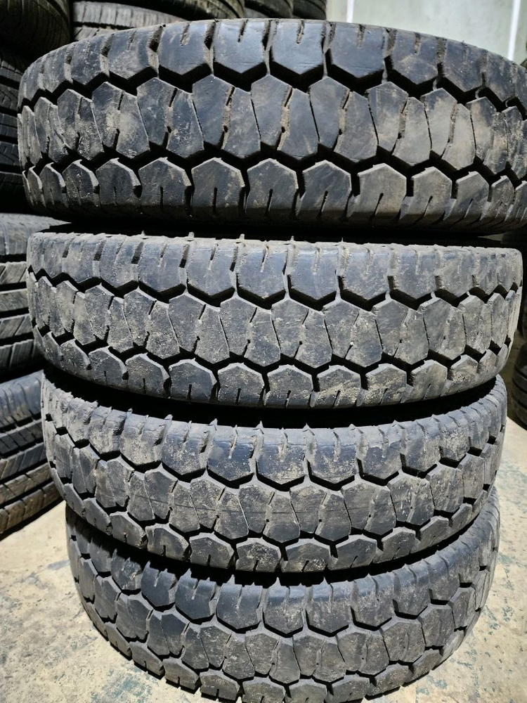 500 r12 화물차 중고타이어--1
