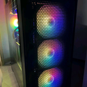 조립PC 9800X3D RTX 5070Ti 32GB 본체 팝니다