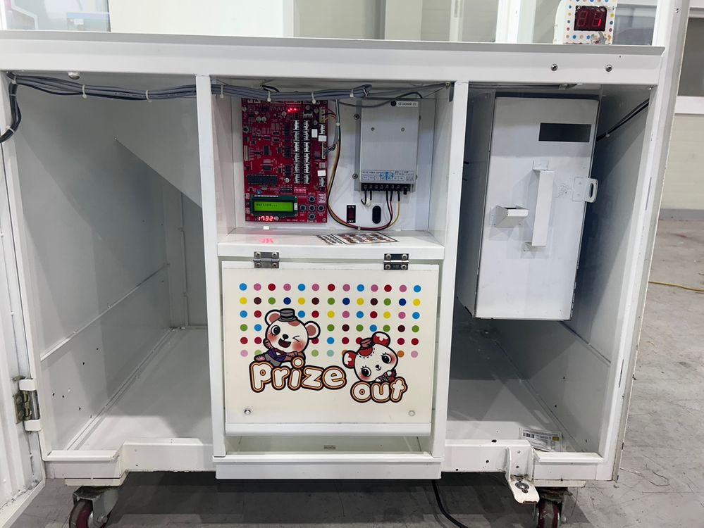 대형 인형뽑기 기계--7