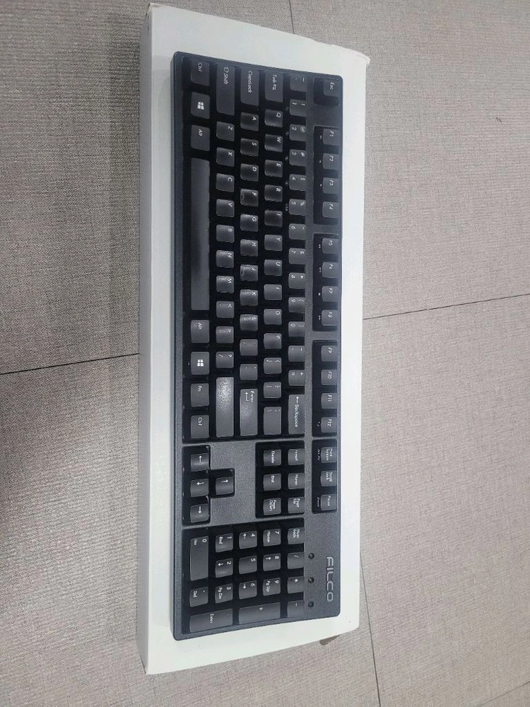 FILCO 마저스터치 컨버터블 BT.유선 겸용 키보드 - 안심되는 중고거래
