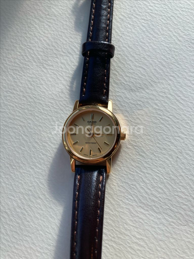 카시오 여성용 가죽 시계--3