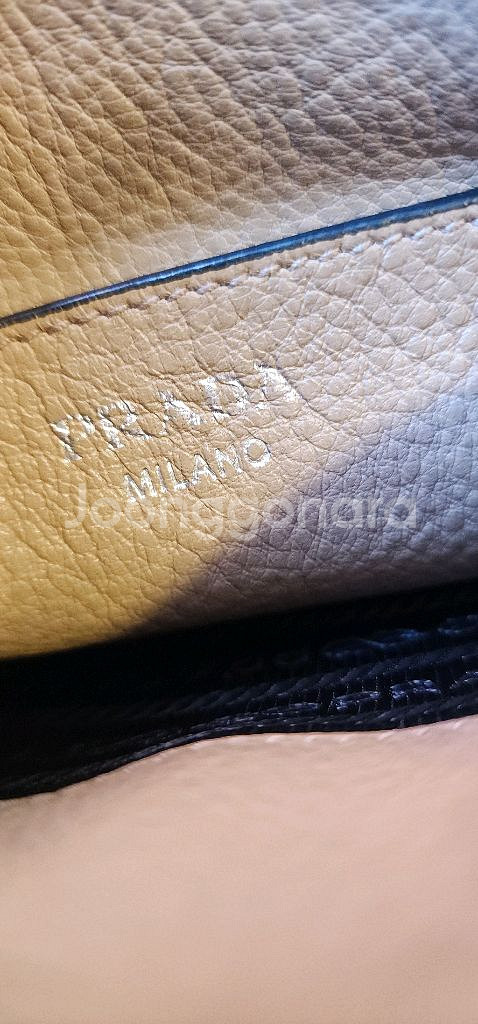 프라다 더블지퍼 크로스백--4