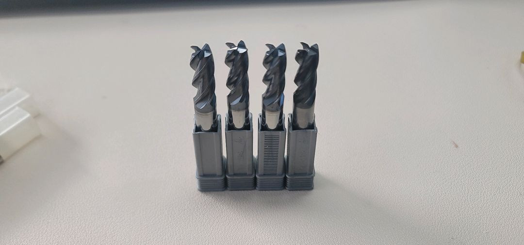 [이스카] 초경 4날 고경도 채터프리 엔드밀 (EC-H4M)--1